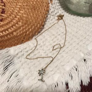 Palm tree necklace